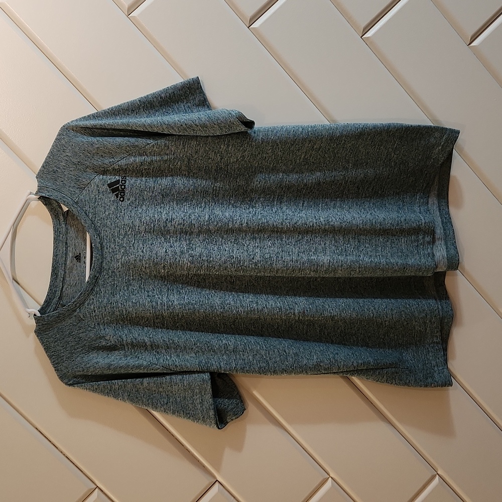 Adidas heather blue L tee